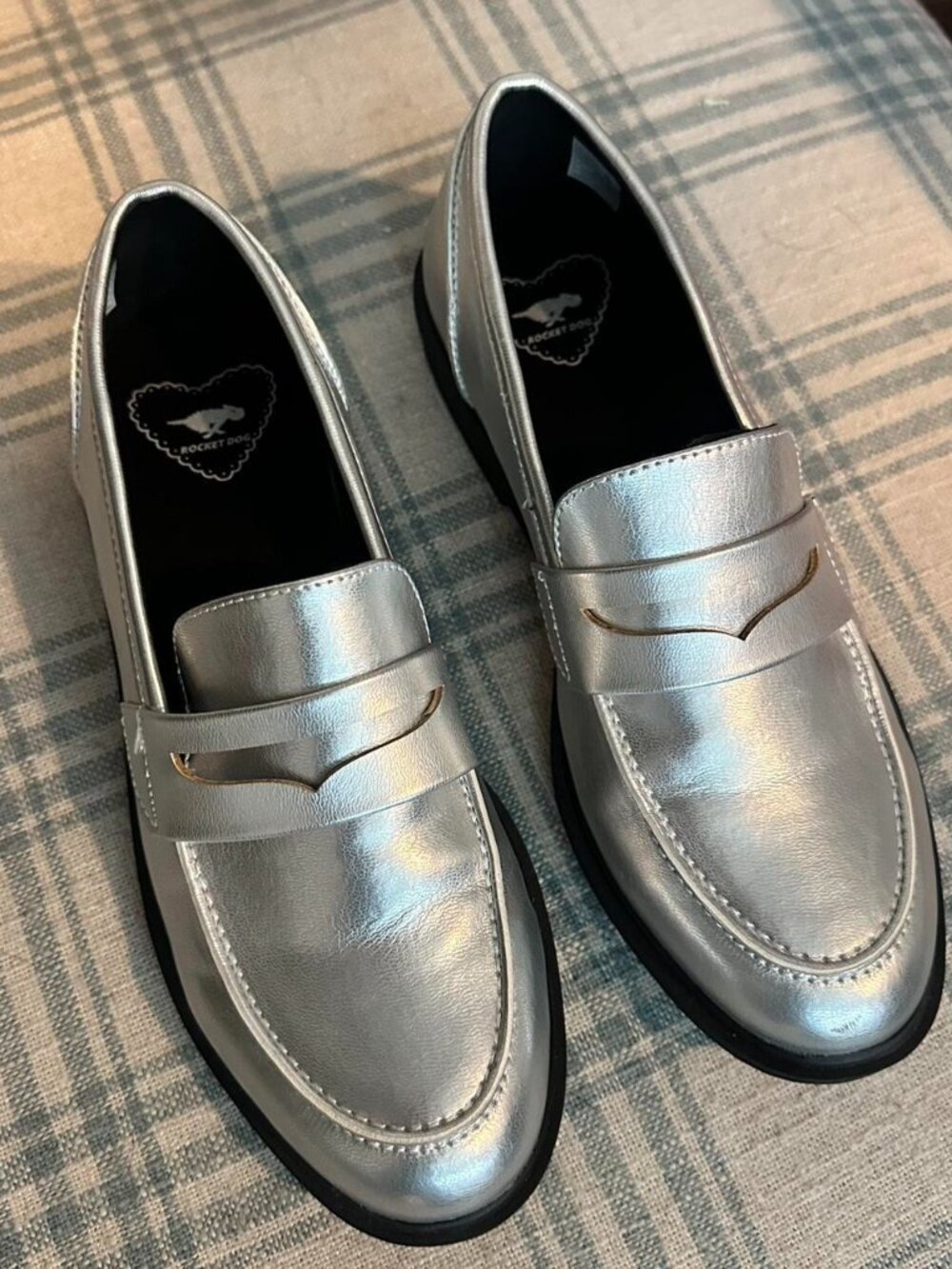 Rocket Dog Women's Silver Loafers
